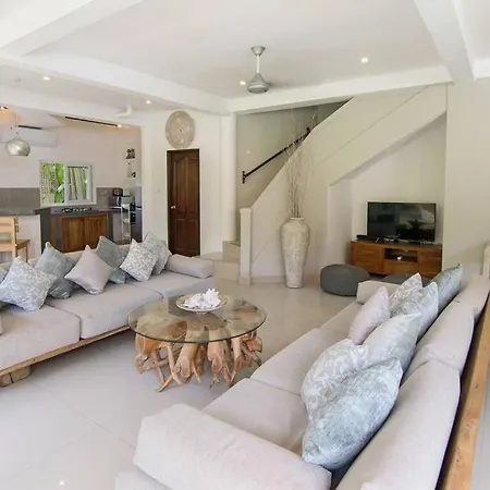 Gorgeous Villa Heart Of Canggu Newly Renovated!